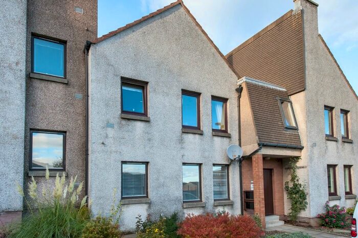 2 Bedroom Flat To Rent In Kingsgate, Stonehaven, Aberdeenshire, AB39
