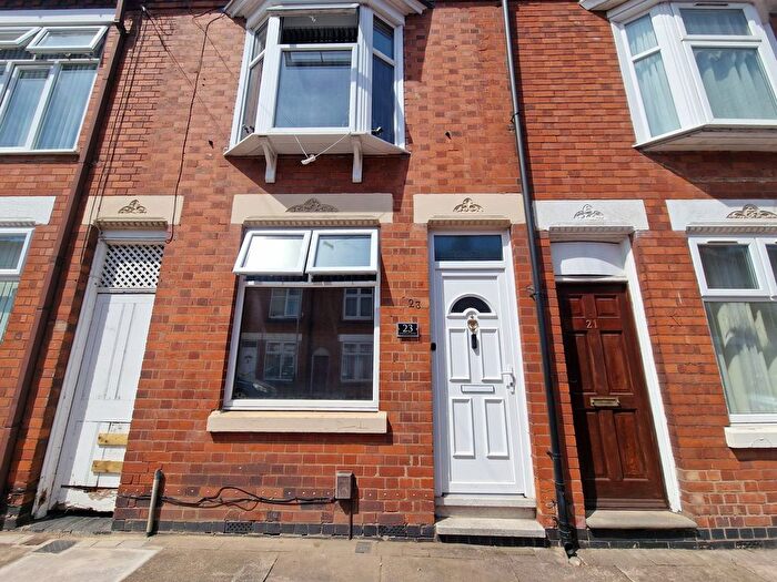 2 Bedroom Terraced House For Sale In Chartley Road, Leicester, LE3