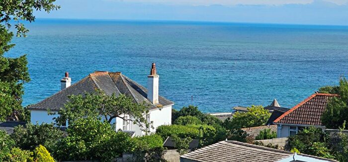 2 Bedroom Flat To Rent In Mayflower Close, Dawlish, EX7