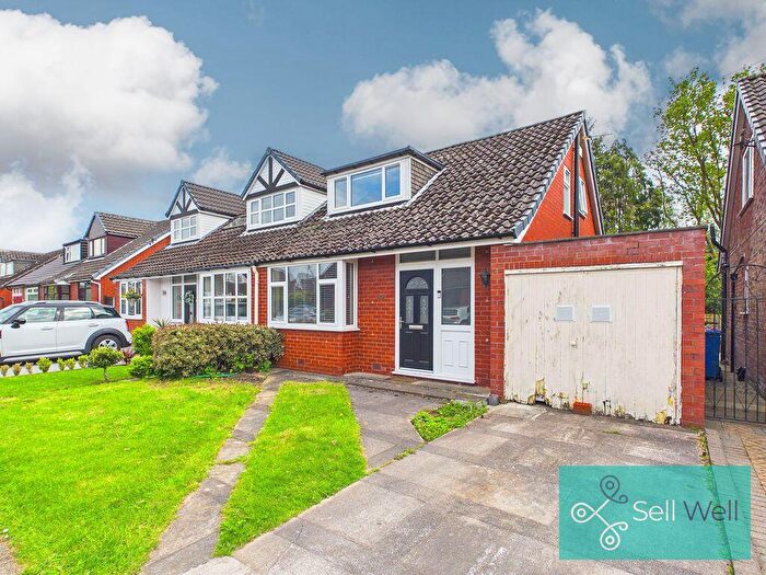 2 Bedroom Semi-Detached House For Sale In Shawbrook Avenue, Worsley, Manchester, M28