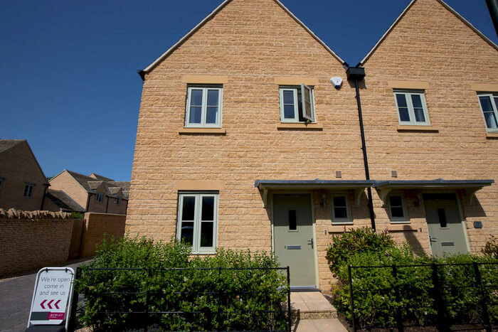 3 Bedroom Semi-Detached House To Rent In Mercer Way, Tetbury, GL8