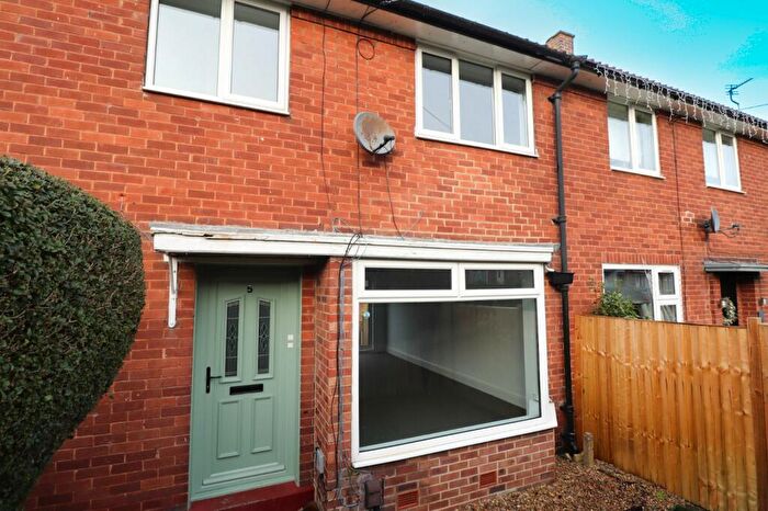 3 Bedroom Terraced House To Rent In Harley Walk, Leeds, West Yorkshire, LS13