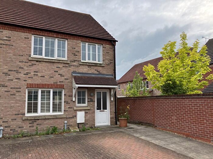 3 Bedroom End Of Terrace House To Rent In Galba Road, Caistor, LN7