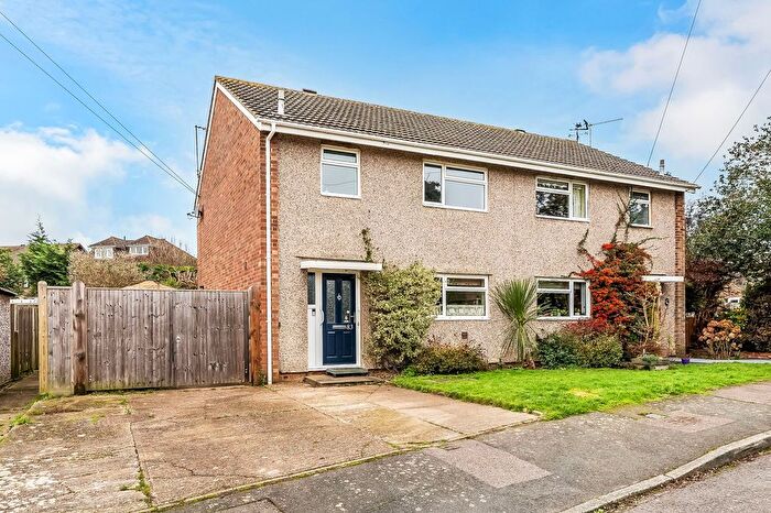 3 Bedroom Semi Detached House For Sale In Beagles Wood Road, Pembury, TN2