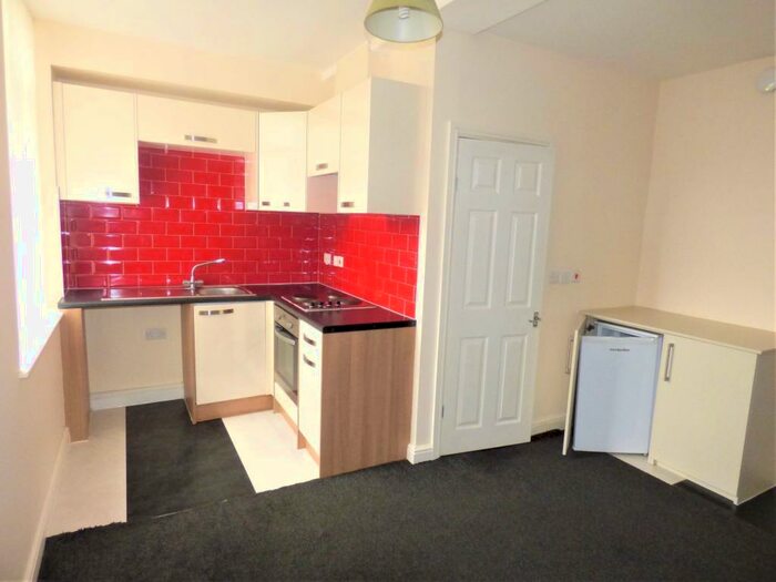 Flat To Rent In Flat, York House, DN1