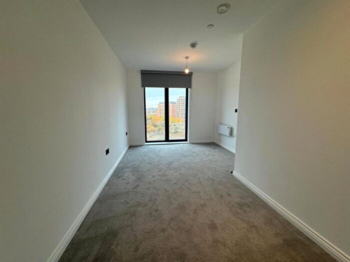 2 Bedroom Apartment To Rent In Springwell Gardens, Whitehall Road Leeds, LS12