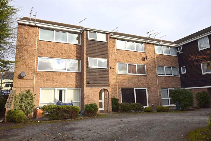 1 Bedroom Flat To Rent In The Courtyard, Grimsby Road, Cleethorpes, DN35