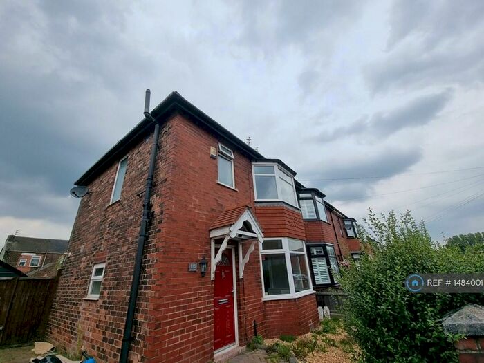 3 Bedroom End Of Terrace House To Rent In Charles Street, Swinton, Manchester, M27