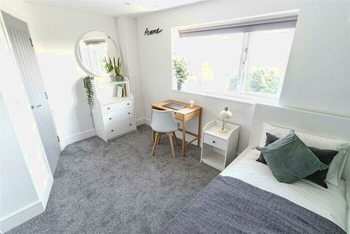 1 Bedroom Terraced House To Rent In Exeter, Devon, EX4