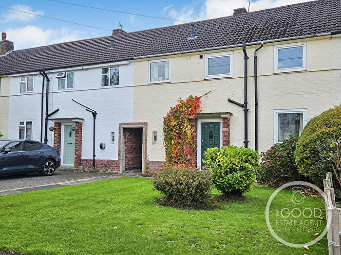 3 Bedroom Terraced House For Sale In Hampson Crescent, Handforth, SK9