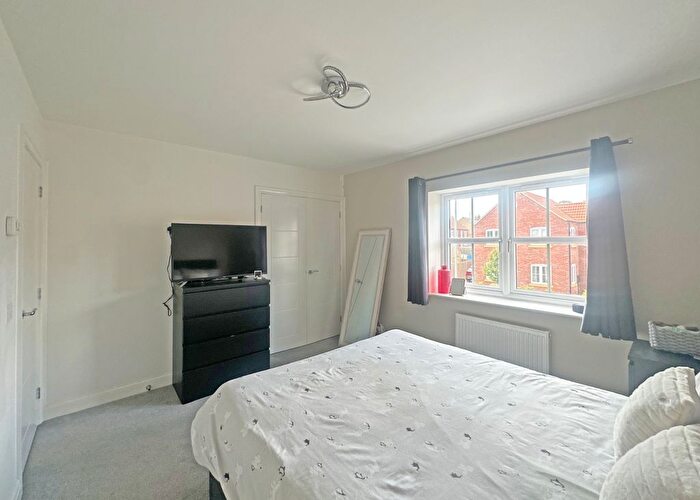 2 Bedroom End Of Terrace House To Rent In Chambers Avenue, Hessle, East Riding Of Yorkshi, HU13