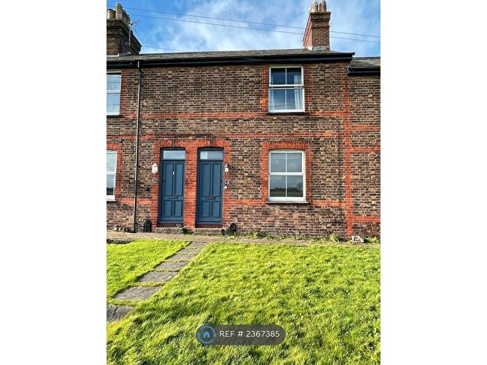 3 Bedroom Terraced House To Rent In Spring Gardens, Glynde, BN8