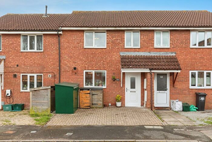 3 Bedroom Terraced House For Sale In Oaktree Crescent, Bradley Stoke, Bristol, BS32