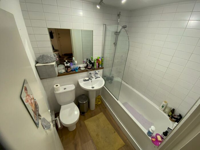 1 Bedroom Flat To Rent In Basement, Huskisson St **, L8