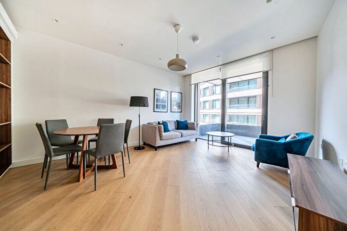 1 Bedroom Flat To Rent In Wood Crescent, White City, London, W12