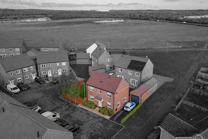 3 Bedroom Detached House For Sale In The Flatts, Alrewas, DE13