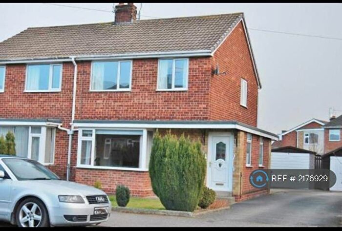 3 Bedroom Semi-Detached House To Rent In St. Leonard's Road, Beverley, HU17