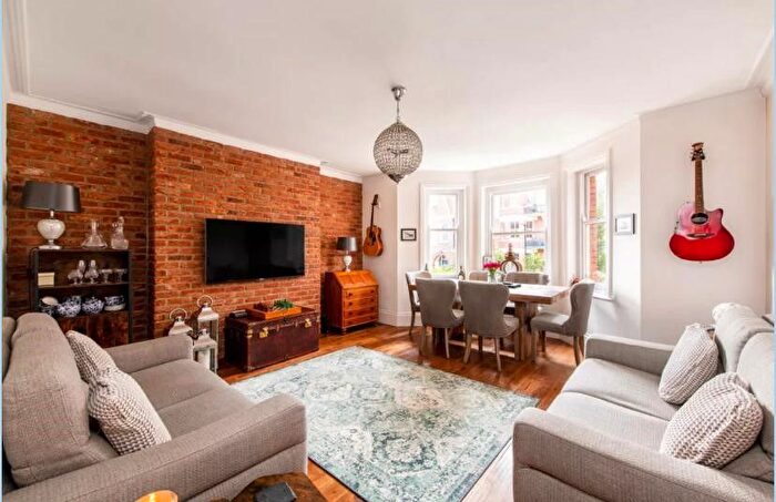 2 Bedroom Flat For Sale In Yale Court, Honeybourne Road, London, NW6