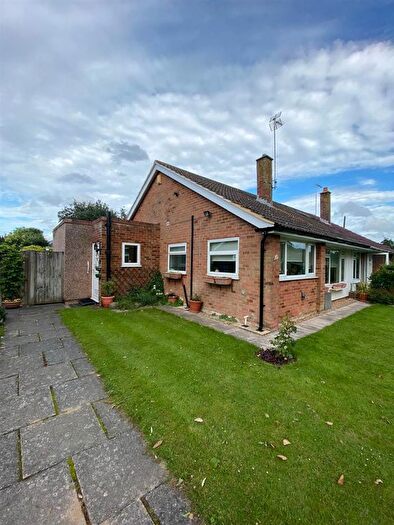 3 Bedroom Bungalow To Rent In Western Avenue, Bridge, Canterbury, CT4