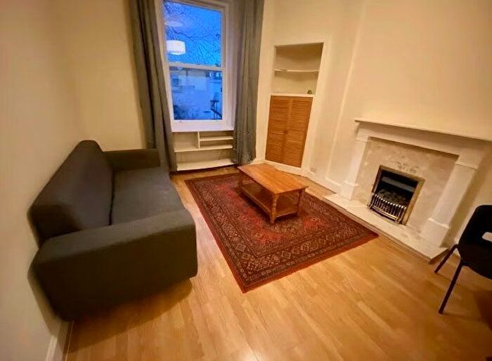 1 Bedroom Flat To Rent In Westfield Road, Edinburgh, Midlothian, EH11
