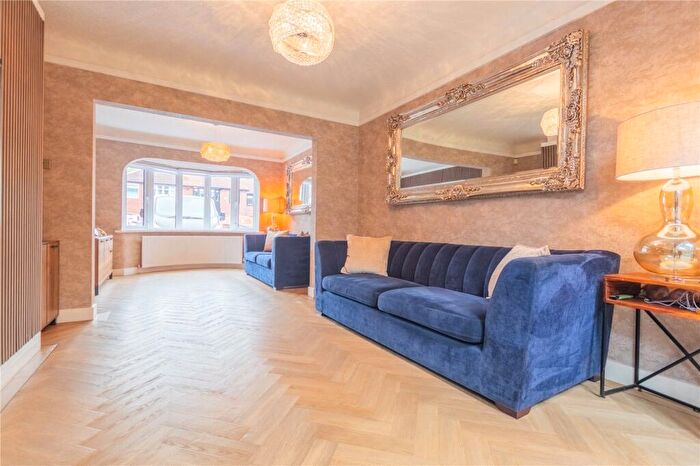 3 Bedroom Semi-Detached House For Sale In Saxonholme Road, Castleton, Rochdale, OL11