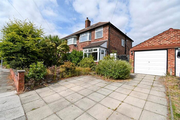 4 Bedroom Semi-Detached House For Sale In Sparks Lane, Thingwall, Wirral, CH61