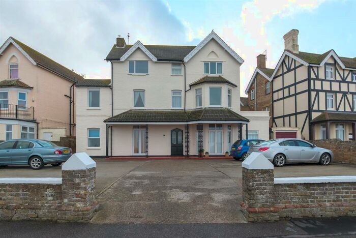 2 Bedroom Flat To Rent In Sea Road, Westgate-On-Sea, CT8