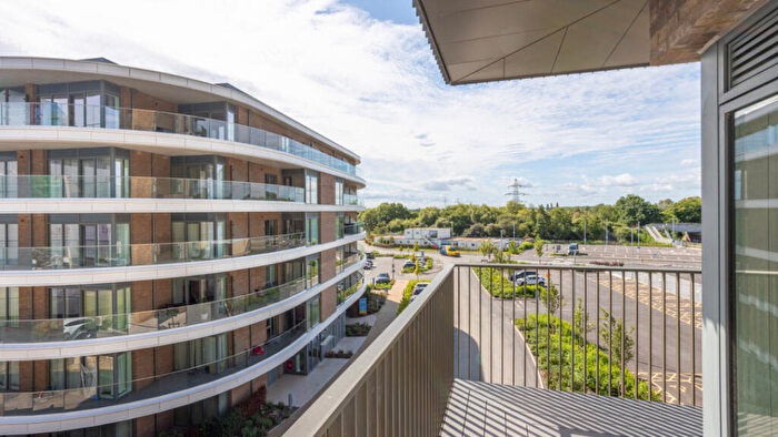 2 Bedroom Apartment For Sale In Flagstaff Road, Reading, RG2