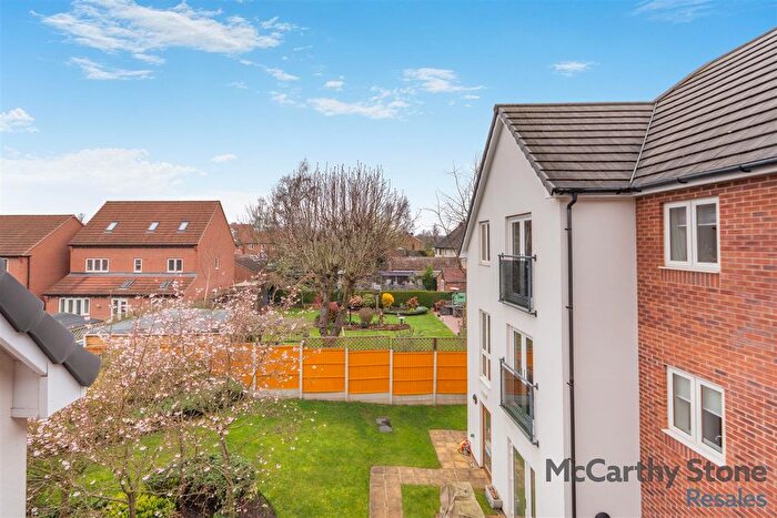 1 Bedroom Flat For Sale In Whyburn Court, Nottingham Road, Hucknall, Nottingham, NG15