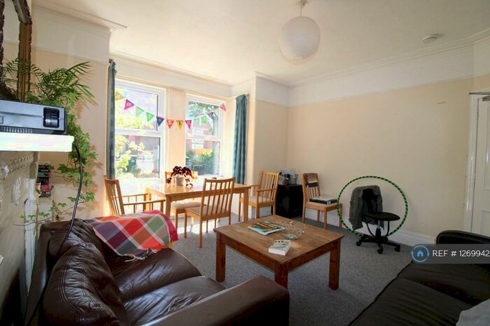5 Bedroom Terraced House To Rent In Queens Park Road, Brighton, BN2