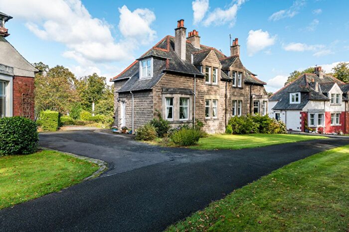 3 Bedroom Semi-Detached House For Sale In Middleton Avenue, Uphall, EH52