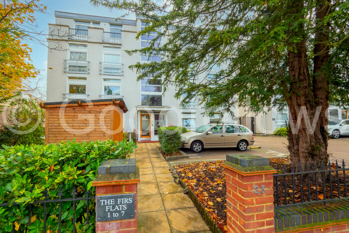 2 Bedroom Apartment To Rent In Worcester Road, Sutton, Surrey, SM2
