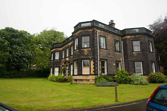 2 Bedroom Flat To Rent In Gledhow Hall, Gledhow Lane, Roundhay, Leeds, LS8