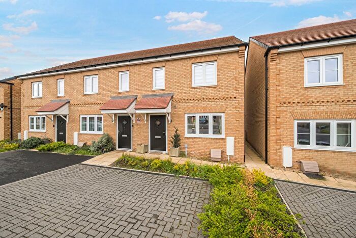 2 Bedroom End Terrace House For Sale In Deoni Drive, Milton Keynes, MK8