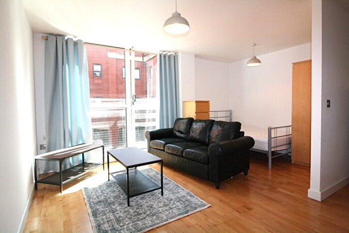 Apartment To Rent In Jet Centro, St Marys Road, Sheffield, S2