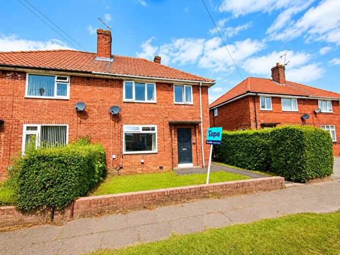 3 Bedroom Semi-Detached House For Sale In Birch Road, Darlington, DL1