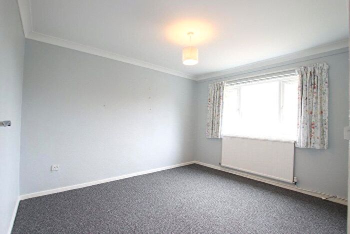 2 Bedroom Bungalow To Rent In Watergate Way, Woolton, Liverpool, Merseyside, L25