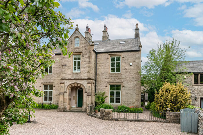 5 Bedroom House For Sale In Langcliffe, Settle, BD24