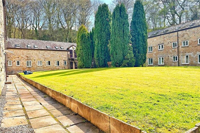 2 Bedroom Apartment For Sale In Oldham Road, Ashton-under-Lyne, Greater Manchester, OL7