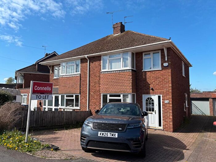 3 Bedroom House To Rent In Landor Road, Whitnash, CV31