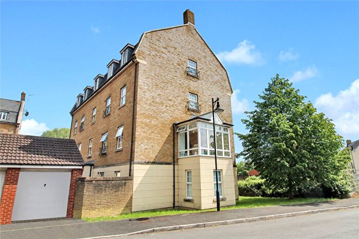 2 Bedroom Flat For Sale In Prospero Way, Swindon, Wiltshire, SN25