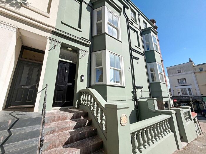 Studio To Rent In York Road, Hove, BN3