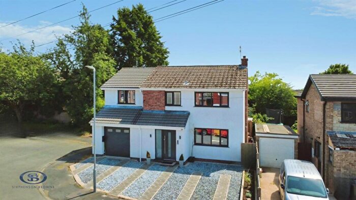 5 Bedroom Detached House For Sale In Kendal Court, Congleton, CW12