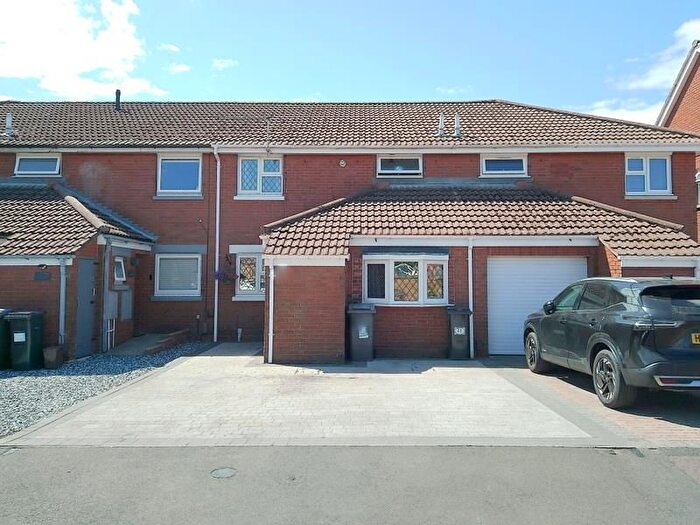 3 Bedroom Terraced House For Sale In Boveridge Gardens, Bournemouth, BH9