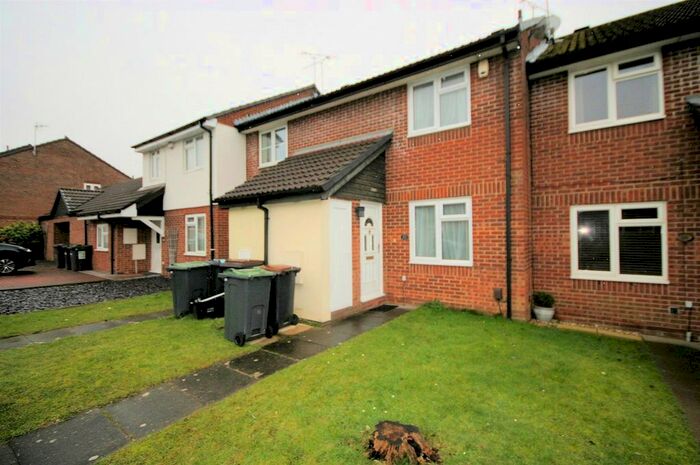 2 Bedroom Terraced House To Rent In Spayne Close, Luton, LU3