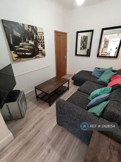 4 Bedroom Terraced House To Rent In Phillips Parade, Swansea, SA1