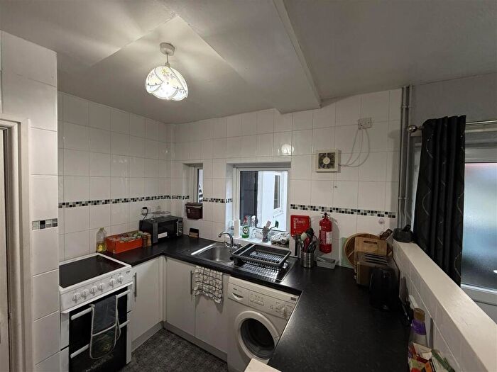 3 Bedroom House To Rent In Ffordd Y Ffynnon, Bangor, LL57