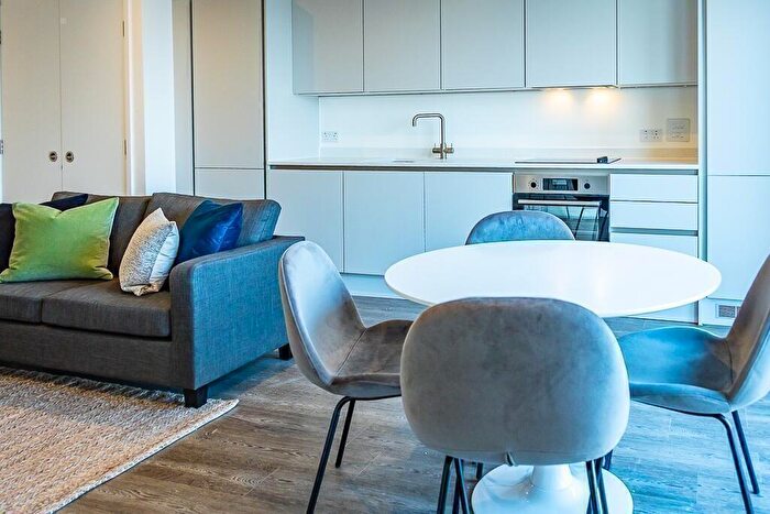 2 Bedroom Apartment To Rent In Block A, Marlstone Avenue, Manchester, M3