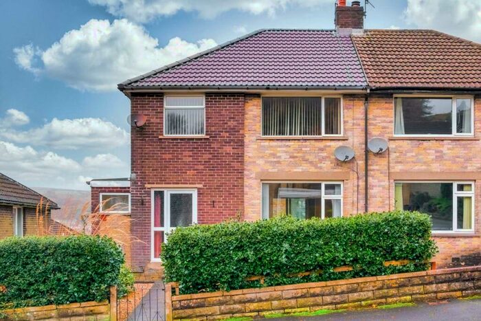3 Bedroom Semi-Detached House For Sale In Meltham Road, Marsden, HD7