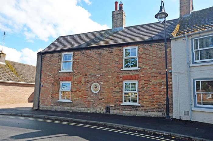 4 Bedroom Character Property For Sale In West Street, Crowland, Peterborough, PE6